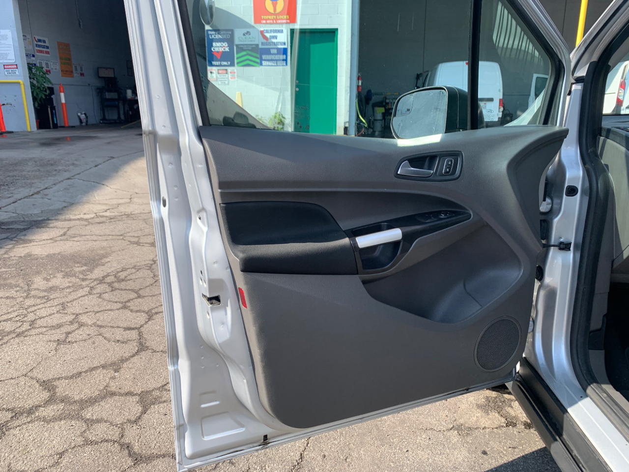 Ford Transit Connect Van XLT SWB w/Rear Symmetrical Doors 2021