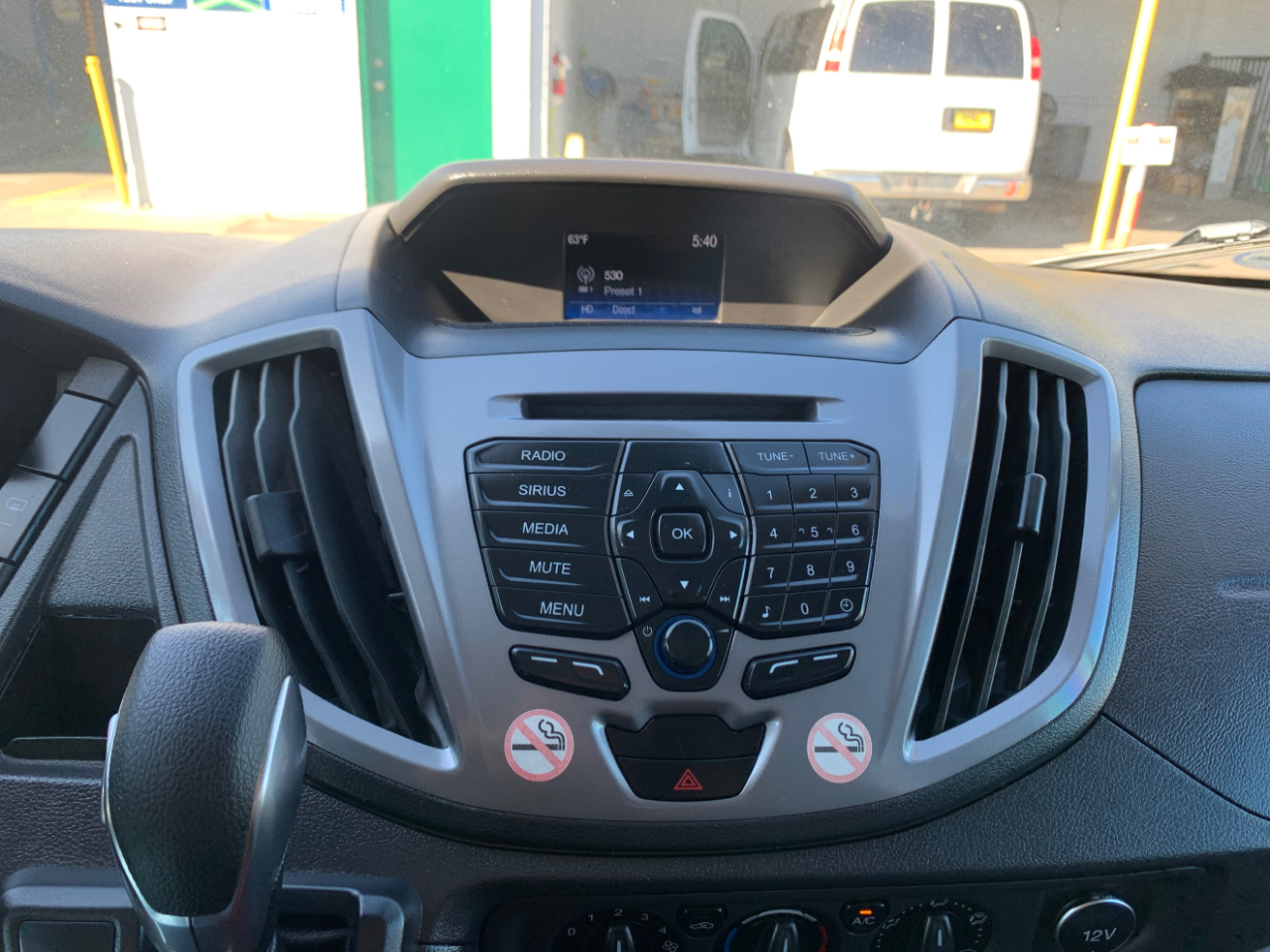 Ford Transit Passenger Wagon T-150 130" Low Roof XLT Sliding RH Dr 2019