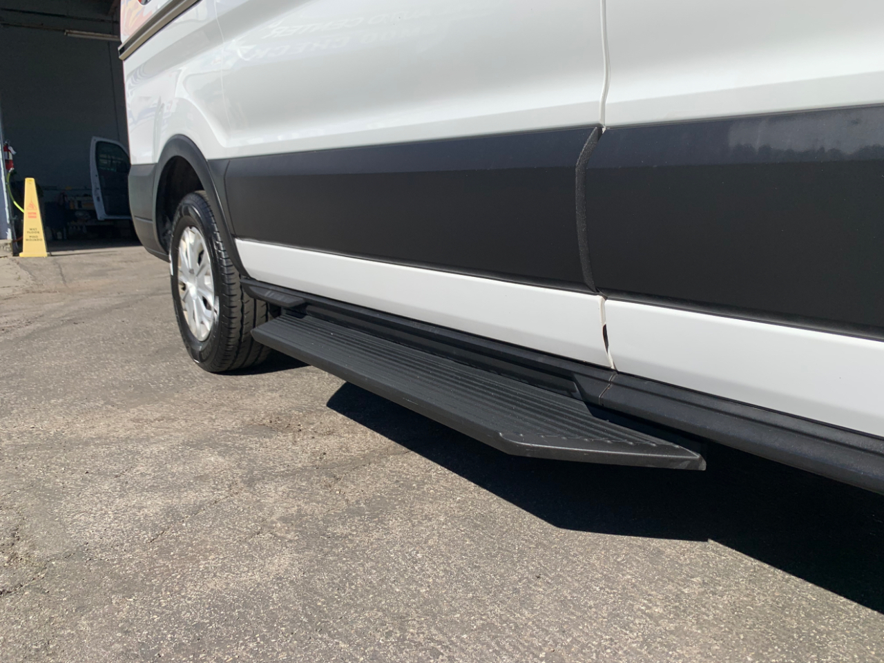 Ford Transit Passenger Wagon T-150 130" Low Roof XLT Sliding RH Dr 2019