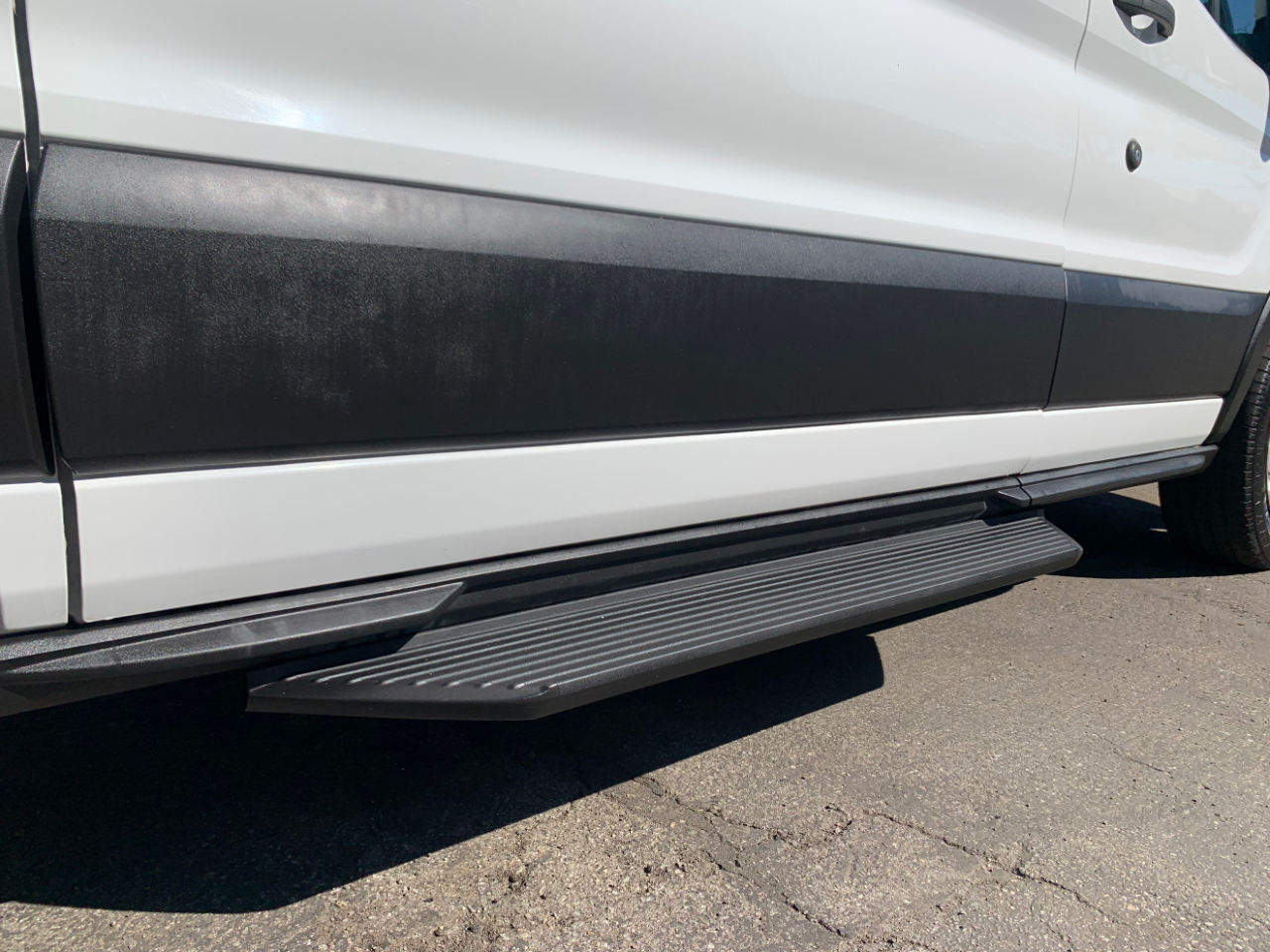 Ford Transit Passenger Wagon T-150 130" Low Roof XLT Sliding RH Dr 2019