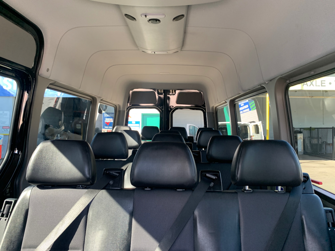 Mercedes-Benz Sprinter Passenger Vans RWD 2500 170" 2016