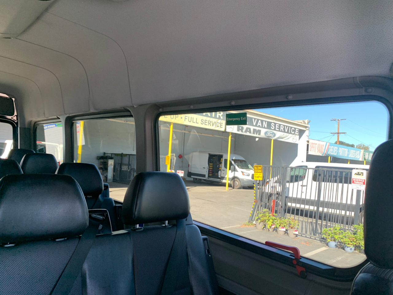 Mercedes-Benz Sprinter Passenger Vans RWD 2500 170" 2016