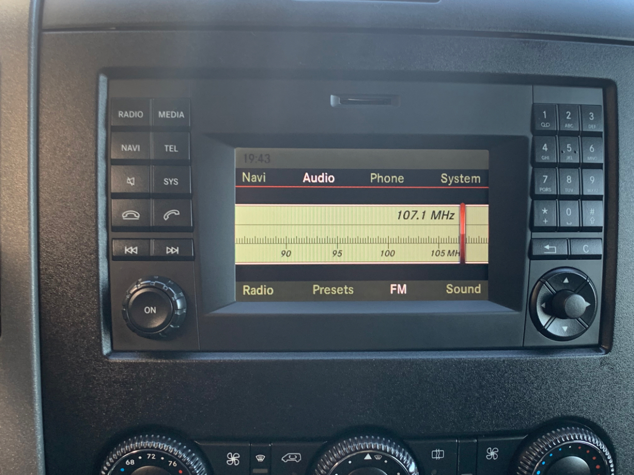 Mercedes-Benz Sprinter Passenger Vans RWD 2500 170" 2016