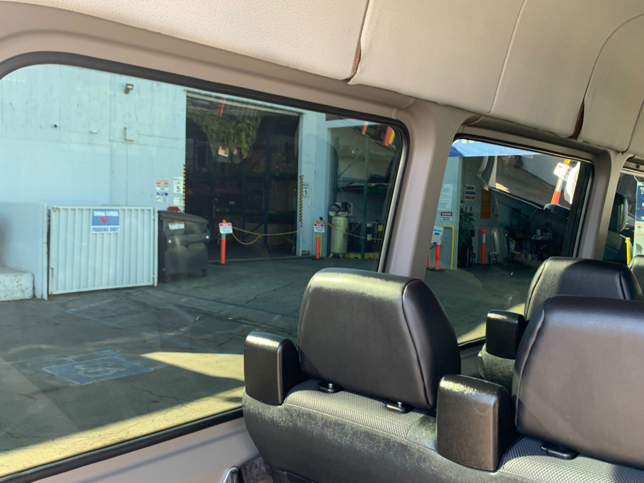 Mercedes-Benz Sprinter Passenger Vans RWD 2500 170" 2016