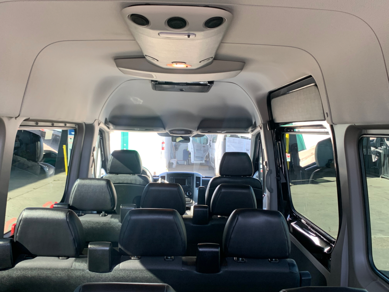 Mercedes-Benz Sprinter Passenger Vans RWD 2500 170" 2016