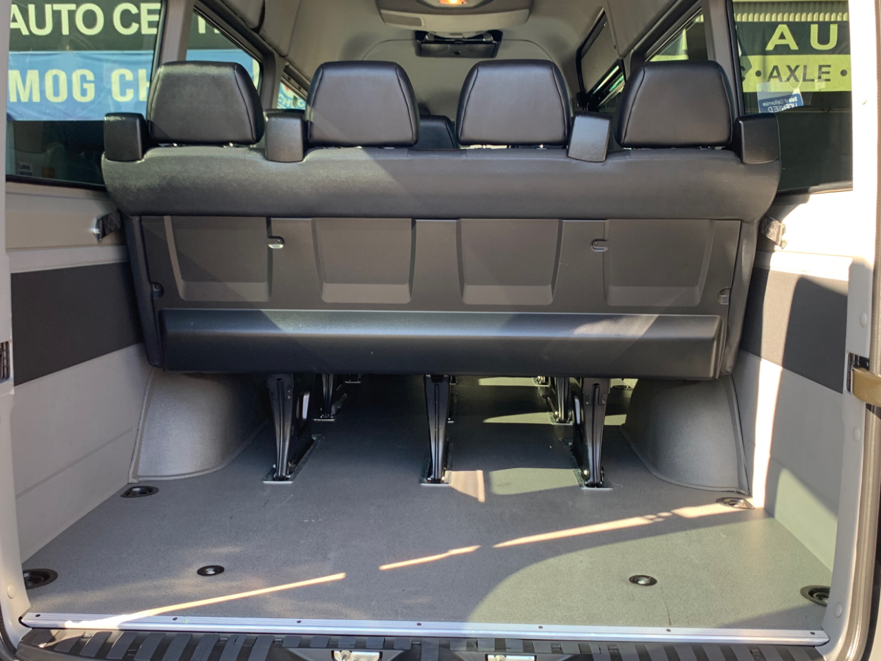 Mercedes-Benz Sprinter Passenger Vans RWD 2500 170" 2016