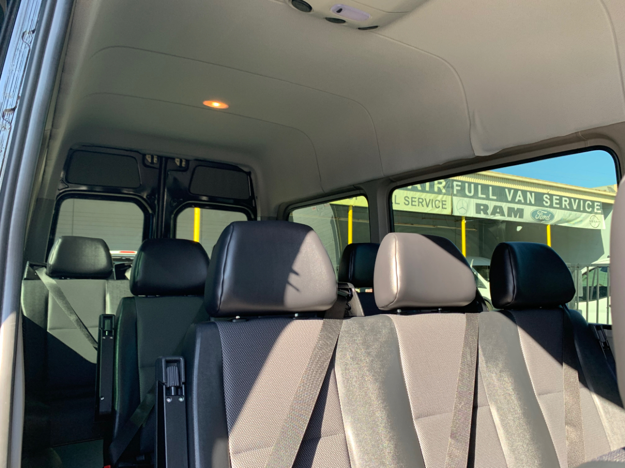 Mercedes-Benz Sprinter Passenger Vans RWD 2500 170" 2016