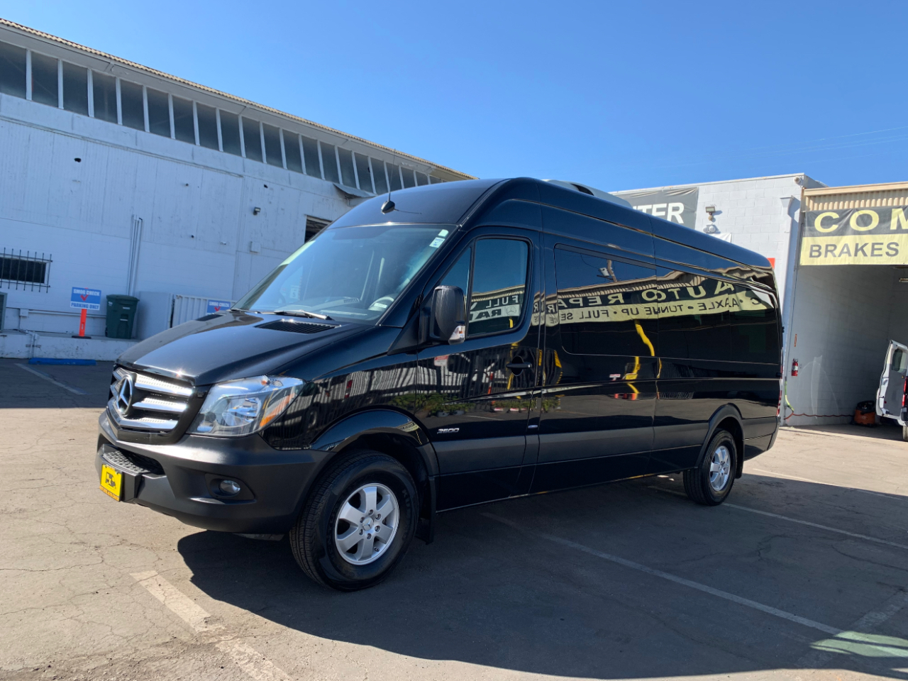 Mercedes-Benz Sprinter Passenger Vans RWD 2500 170" 2016