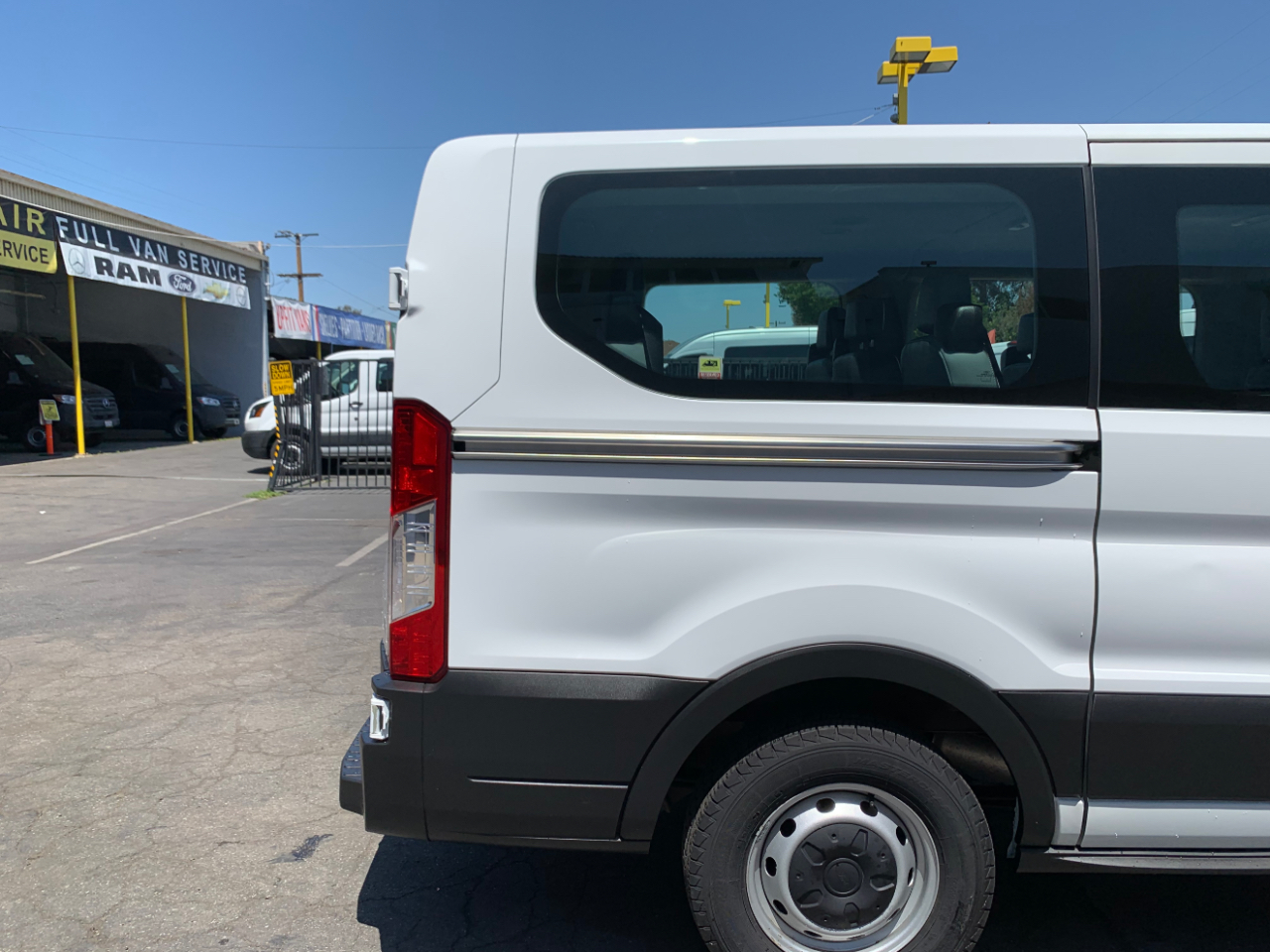 Ford Transit Passenger Wagon T-150 130" Low Roof XLT Sliding RH Dr 2019
