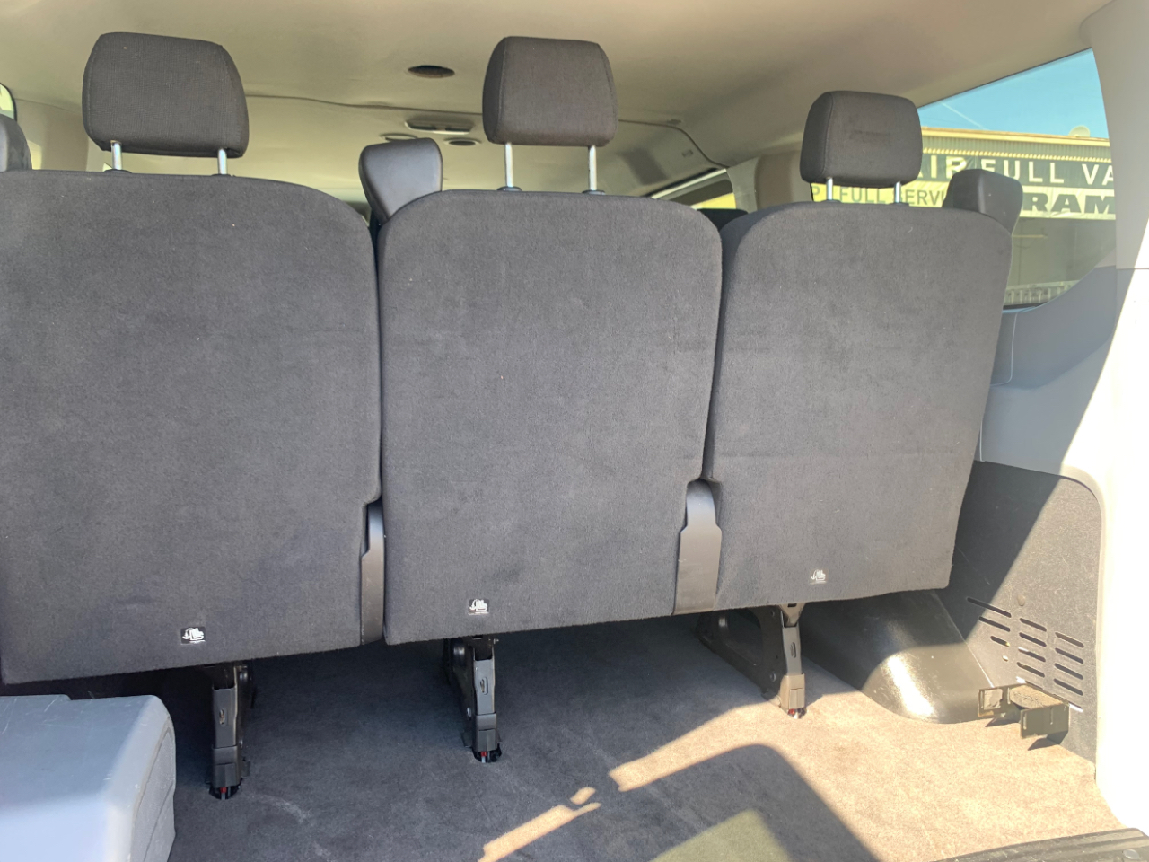 Ford Transit Wagon T-150 130" Low Roof XLT Sliding RH Dr 2015