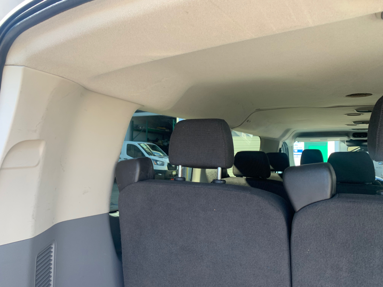 Ford Transit Wagon T-150 130" Low Roof XLT Sliding RH Dr 2015