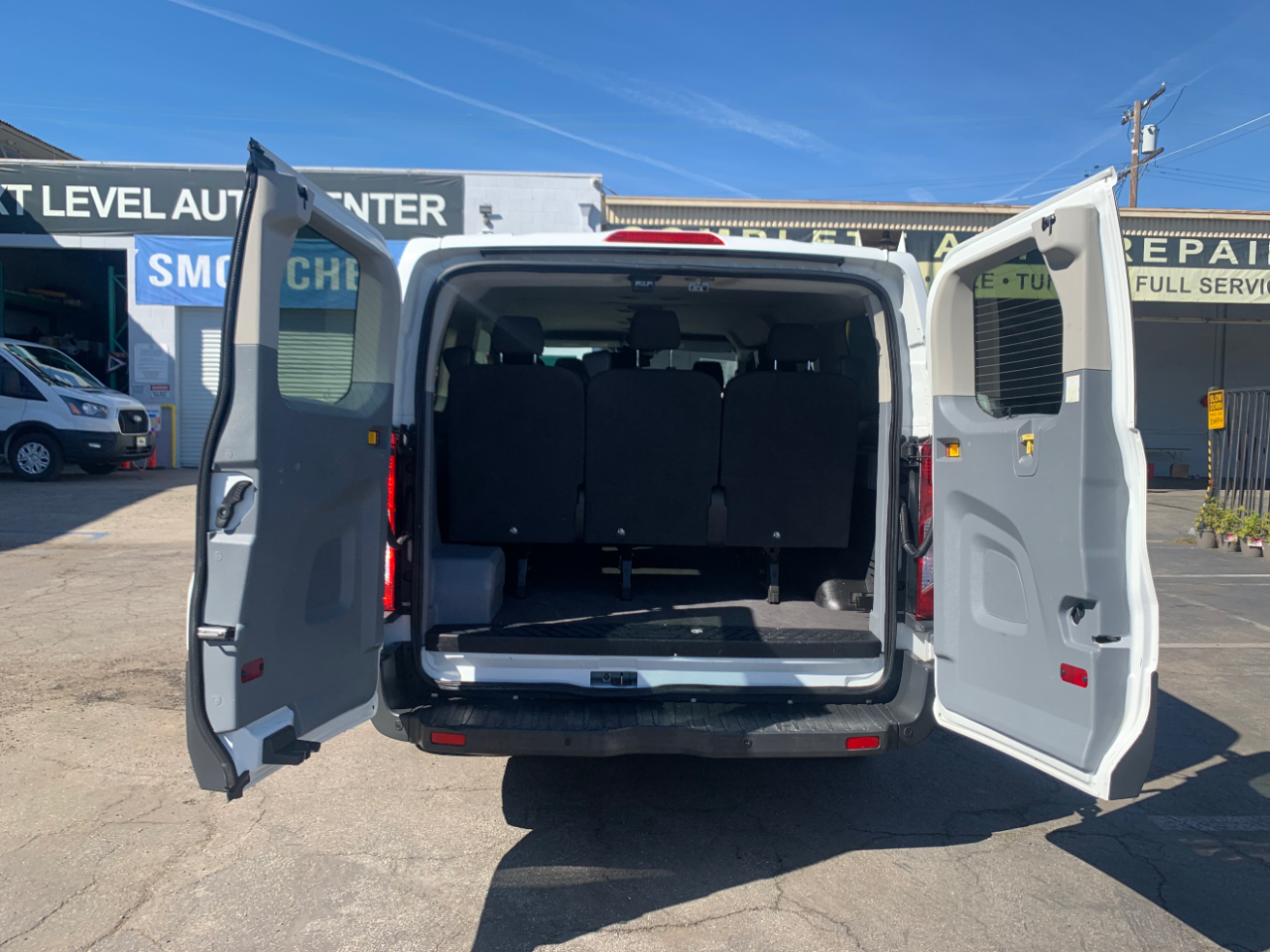 Ford Transit Wagon T-150 130" Low Roof XLT Sliding RH Dr 2015