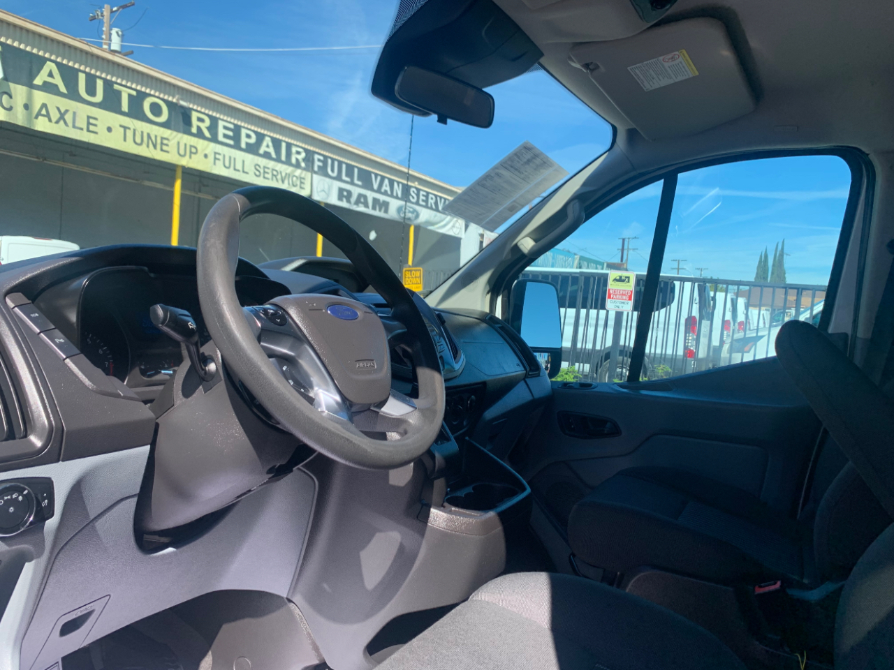 Ford Transit Wagon T-150 130" Low Roof XLT Sliding RH Dr 2015