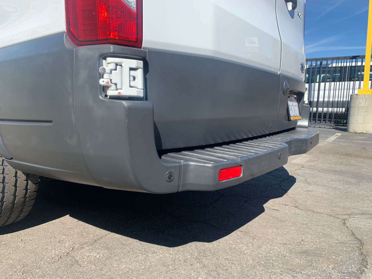 Ford Transit Wagon T-150 130" Low Roof XLT Sliding RH Dr 2015