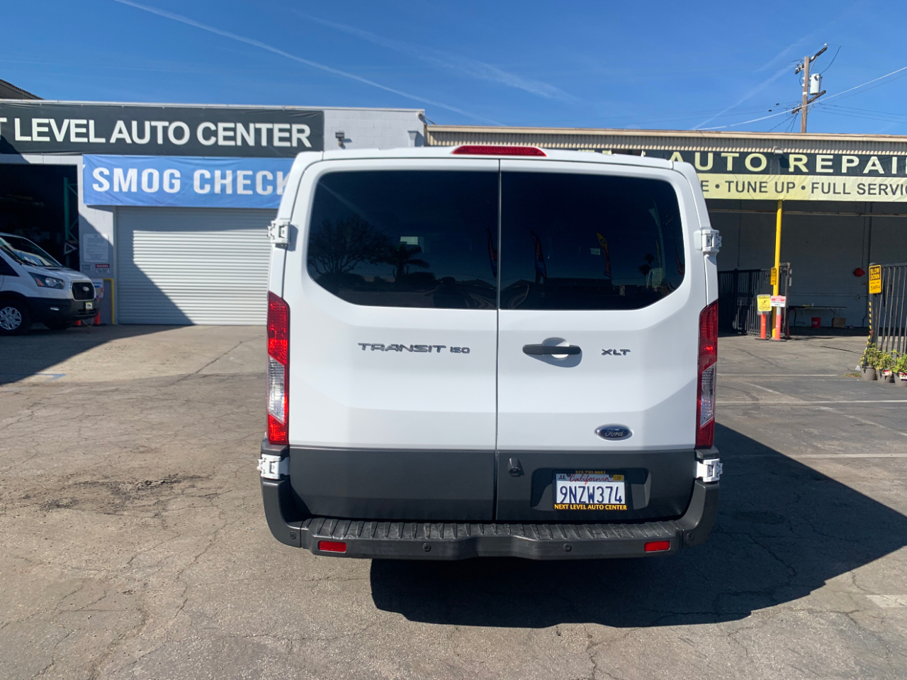 Ford Transit Wagon T-150 130" Low Roof XLT Sliding RH Dr 2015