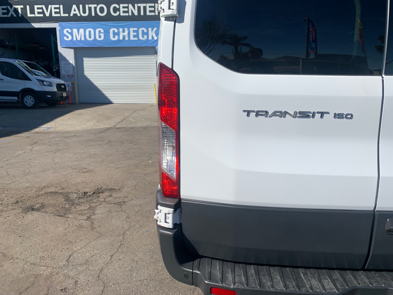 Ford Transit Wagon T-150 130" Low Roof XLT Sliding RH Dr 2015