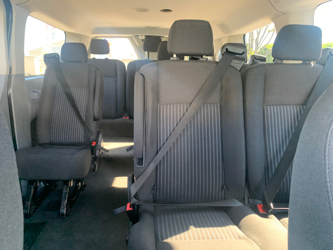 Ford Transit Wagon T-150 130" Low Roof XLT Sliding RH Dr 2015