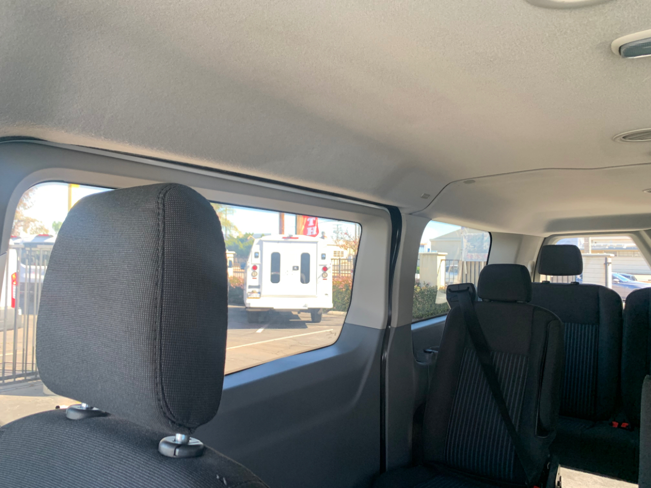 Ford Transit Wagon T-150 130" Low Roof XLT Sliding RH Dr 2015