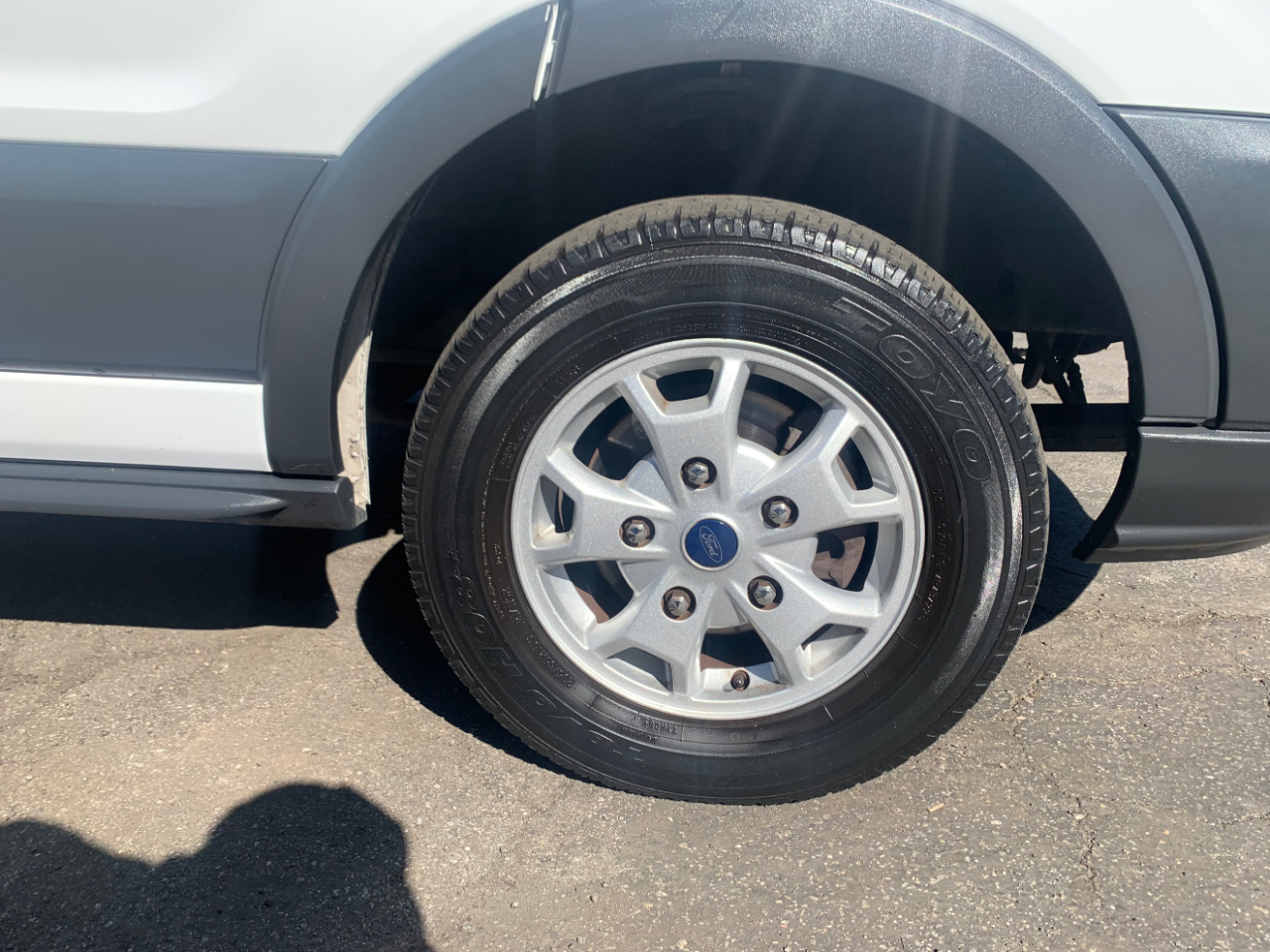 Ford Transit Wagon T-150 130" Low Roof XLT Sliding RH Dr 2015