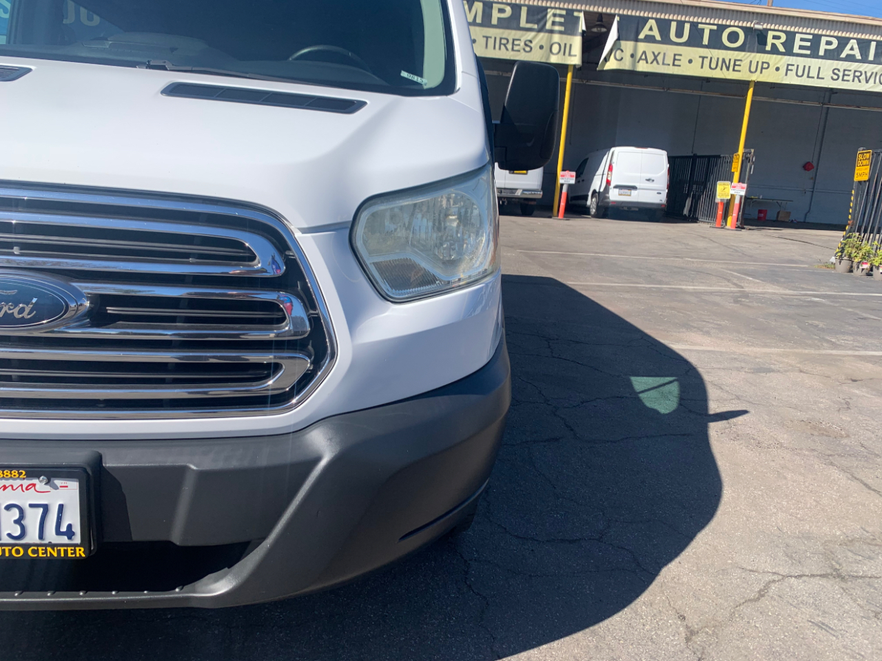 Ford Transit Wagon T-150 130" Low Roof XLT Sliding RH Dr 2015