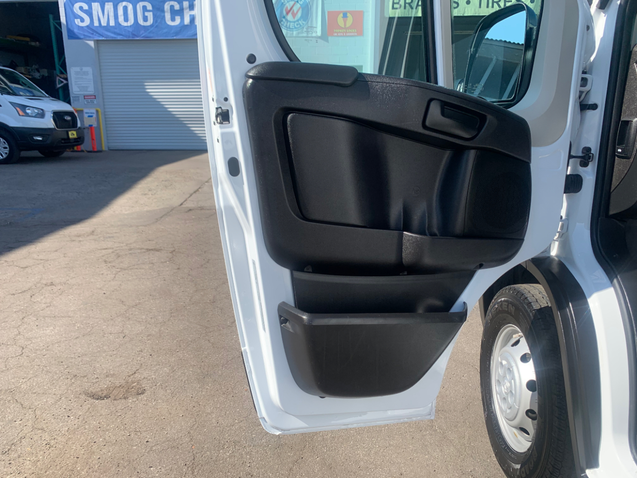 RAM ProMaster Cargo Van 1500 Low Roof 136" WB 2022