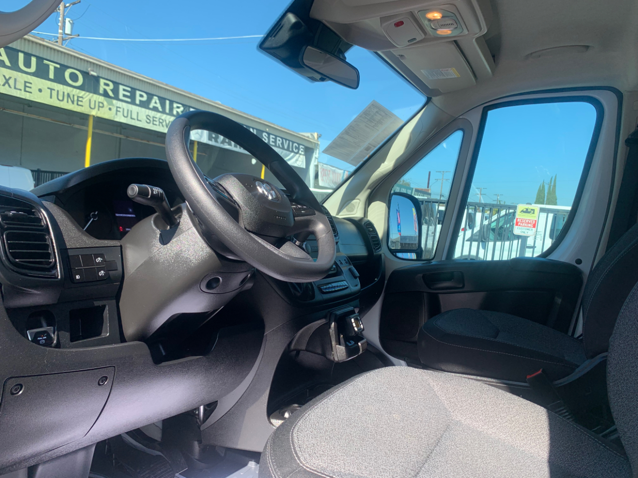 RAM ProMaster Cargo Van 1500 Low Roof 136" WB 2022