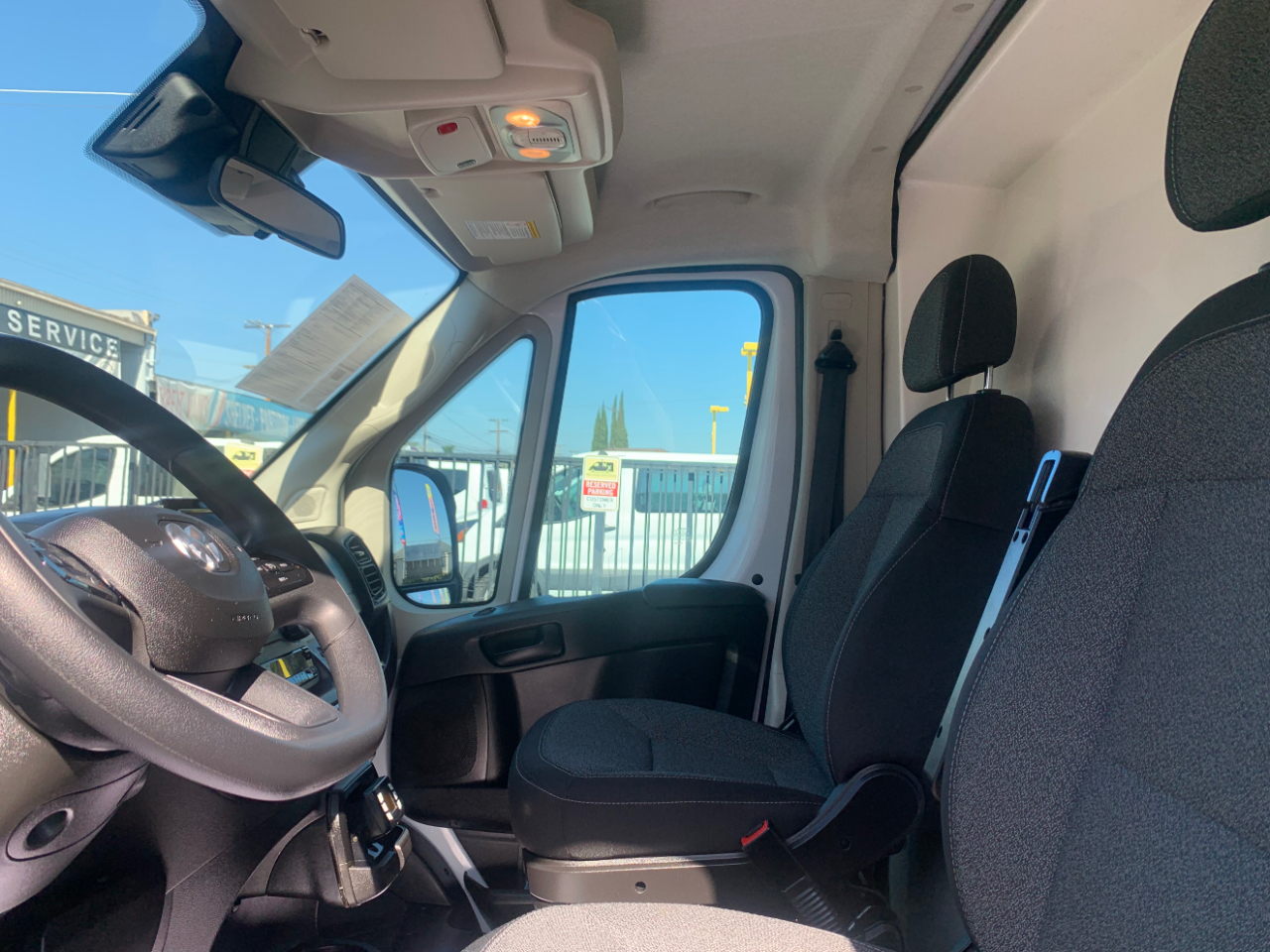 RAM ProMaster Cargo Van 1500 Low Roof 136" WB 2022