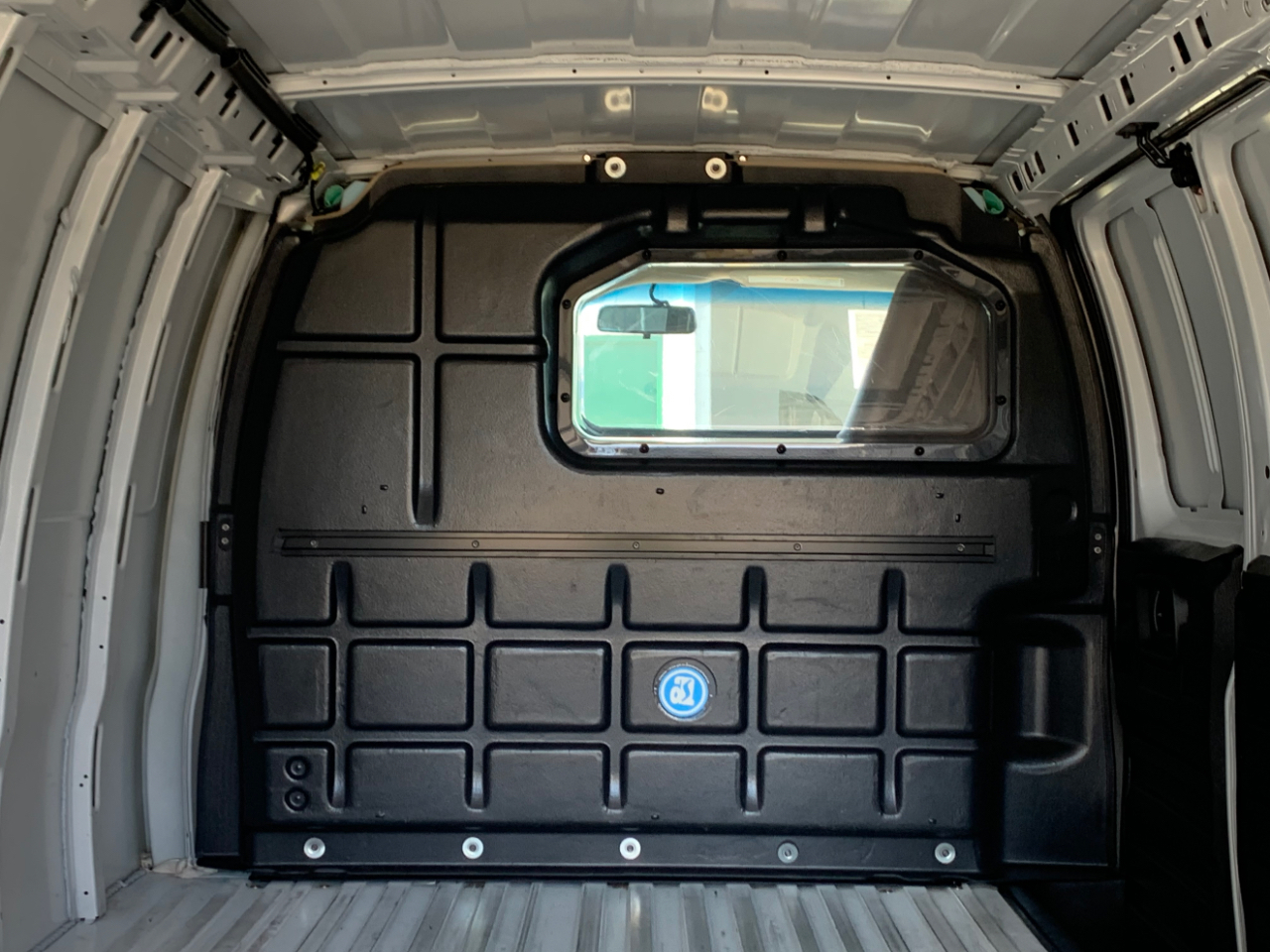 Chevrolet Express Cargo Van RWD 2500 155" 2022