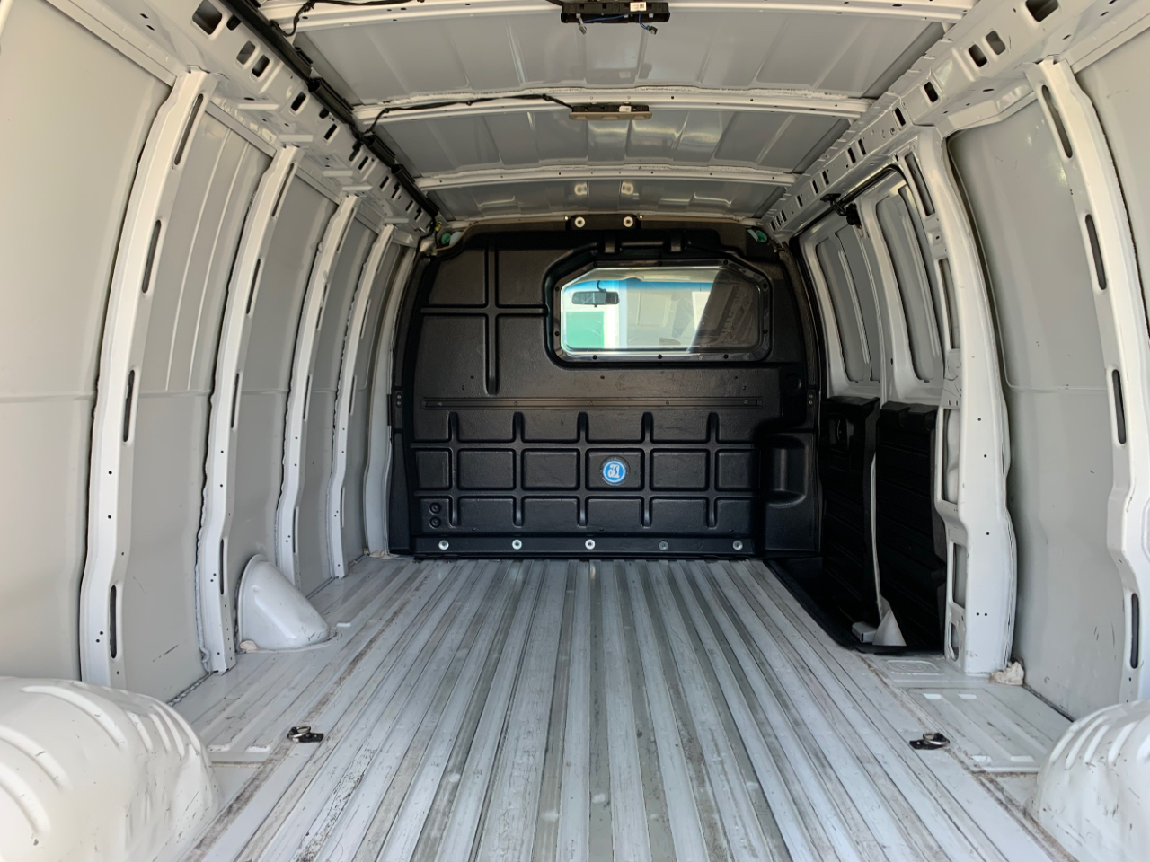 Chevrolet Express Cargo Van RWD 2500 155" 2022