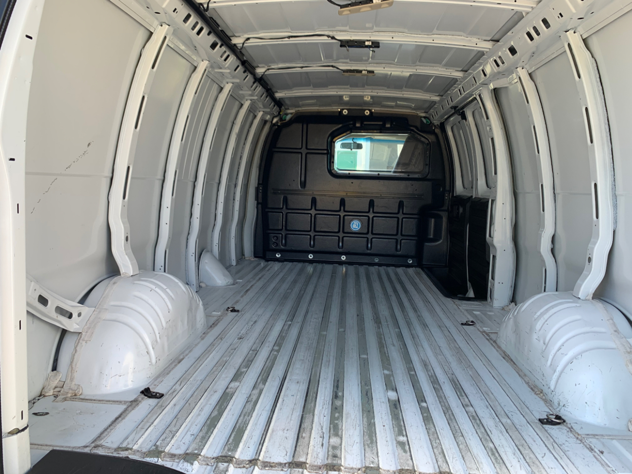 Chevrolet Express Cargo Van RWD 2500 155" 2022