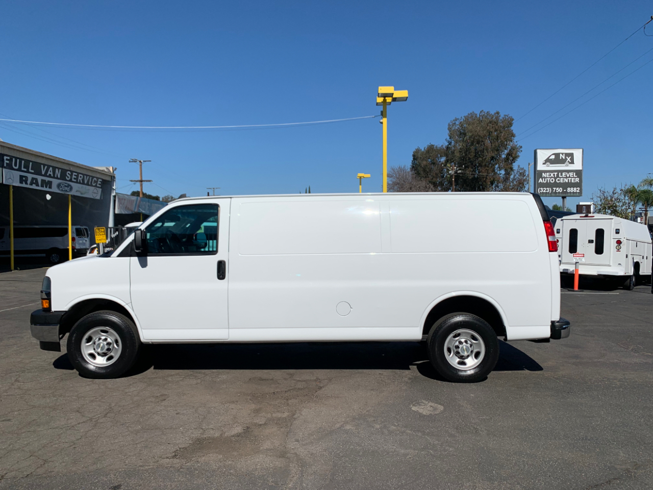 Chevrolet Express Cargo Van RWD 2500 155" 2022