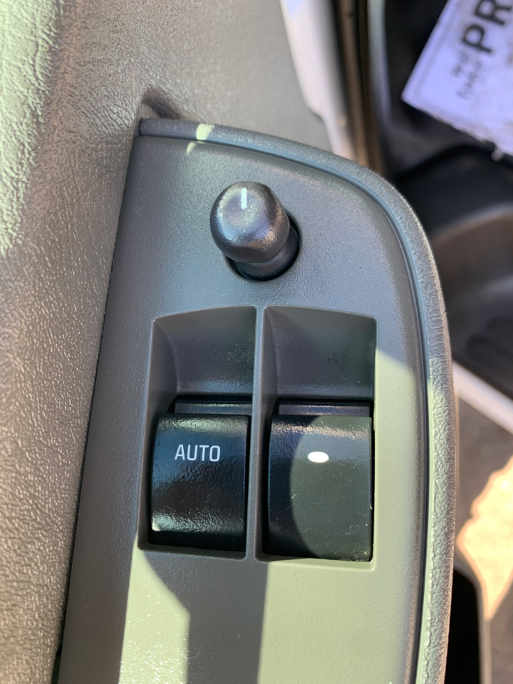 Chevrolet Express Cargo Van RWD 2500 155" 2022