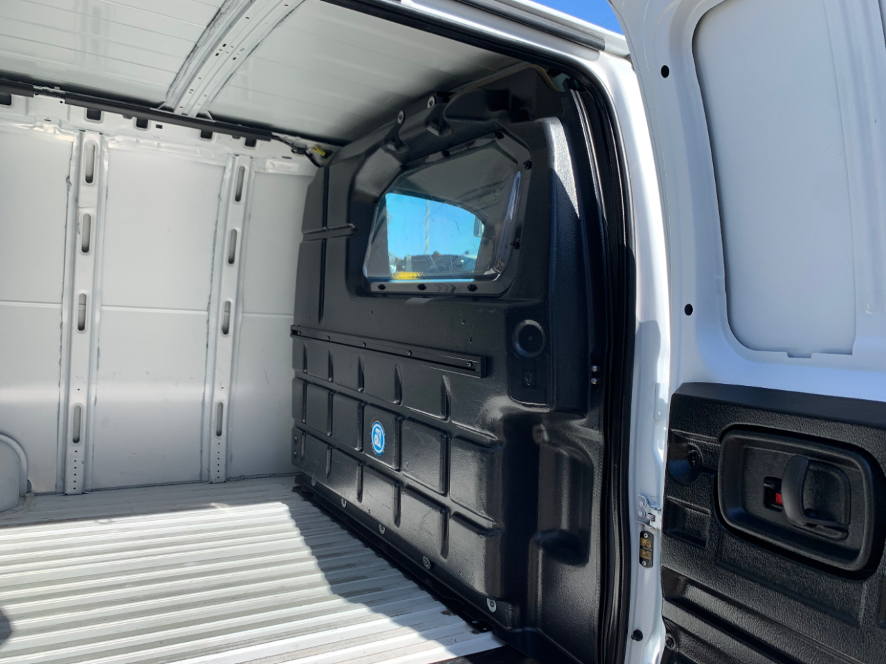 Chevrolet Express Cargo Van RWD 2500 155" 2022