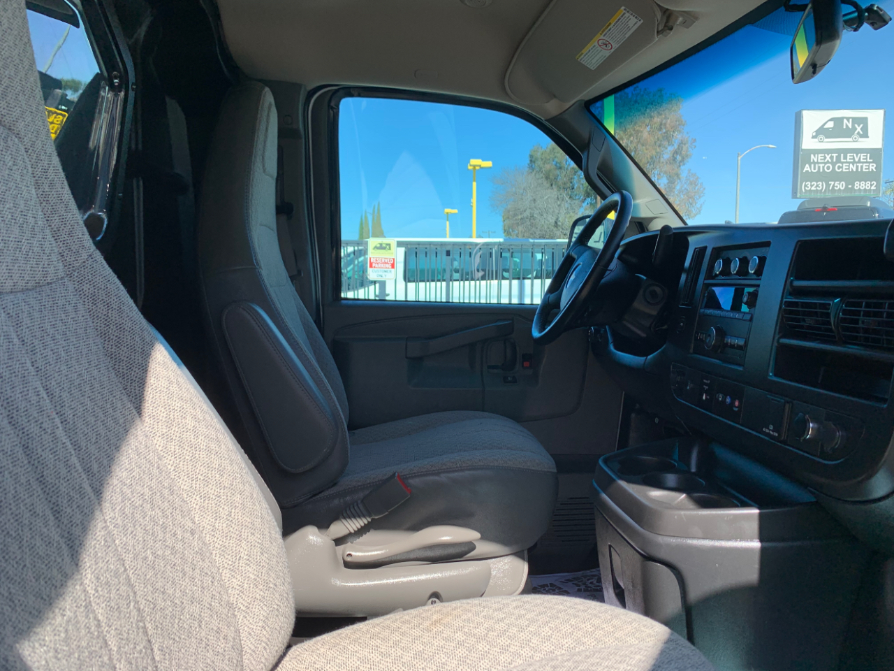 Chevrolet Express Cargo Van RWD 2500 155" 2022