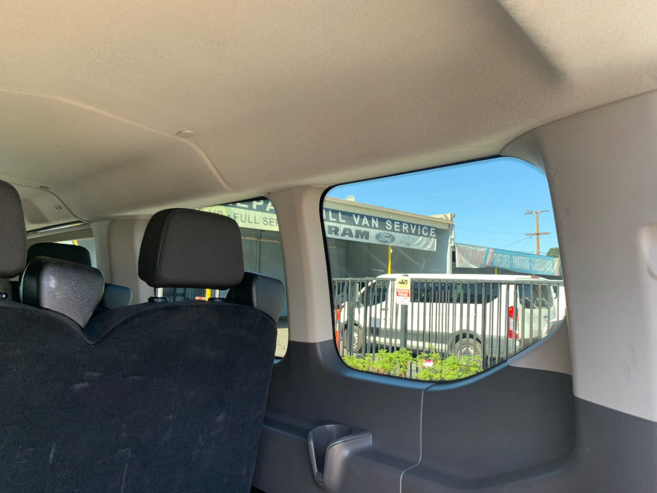 Ford Transit Passenger Wagon T-350 148" Low Roof XLT RWD 2024