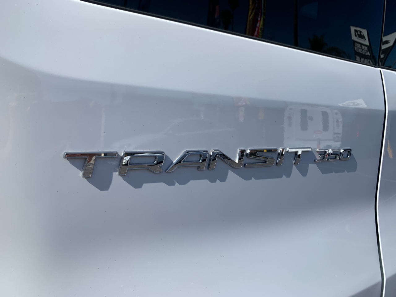 Ford Transit Passenger Wagon T-350 148" Low Roof XLT RWD 2024