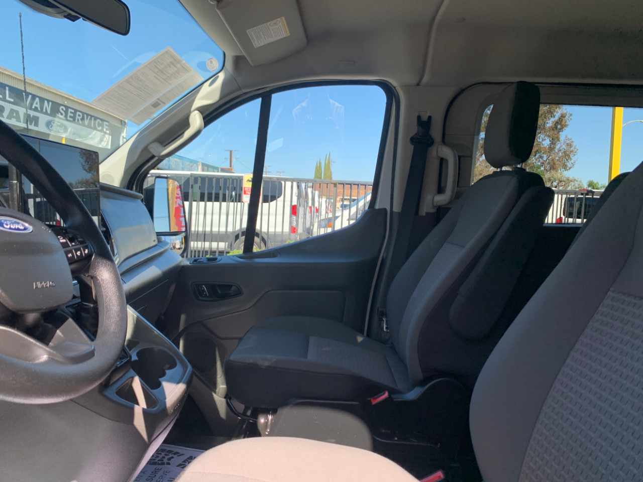 Ford Transit Passenger Wagon T-350 148" Low Roof XLT RWD 2024