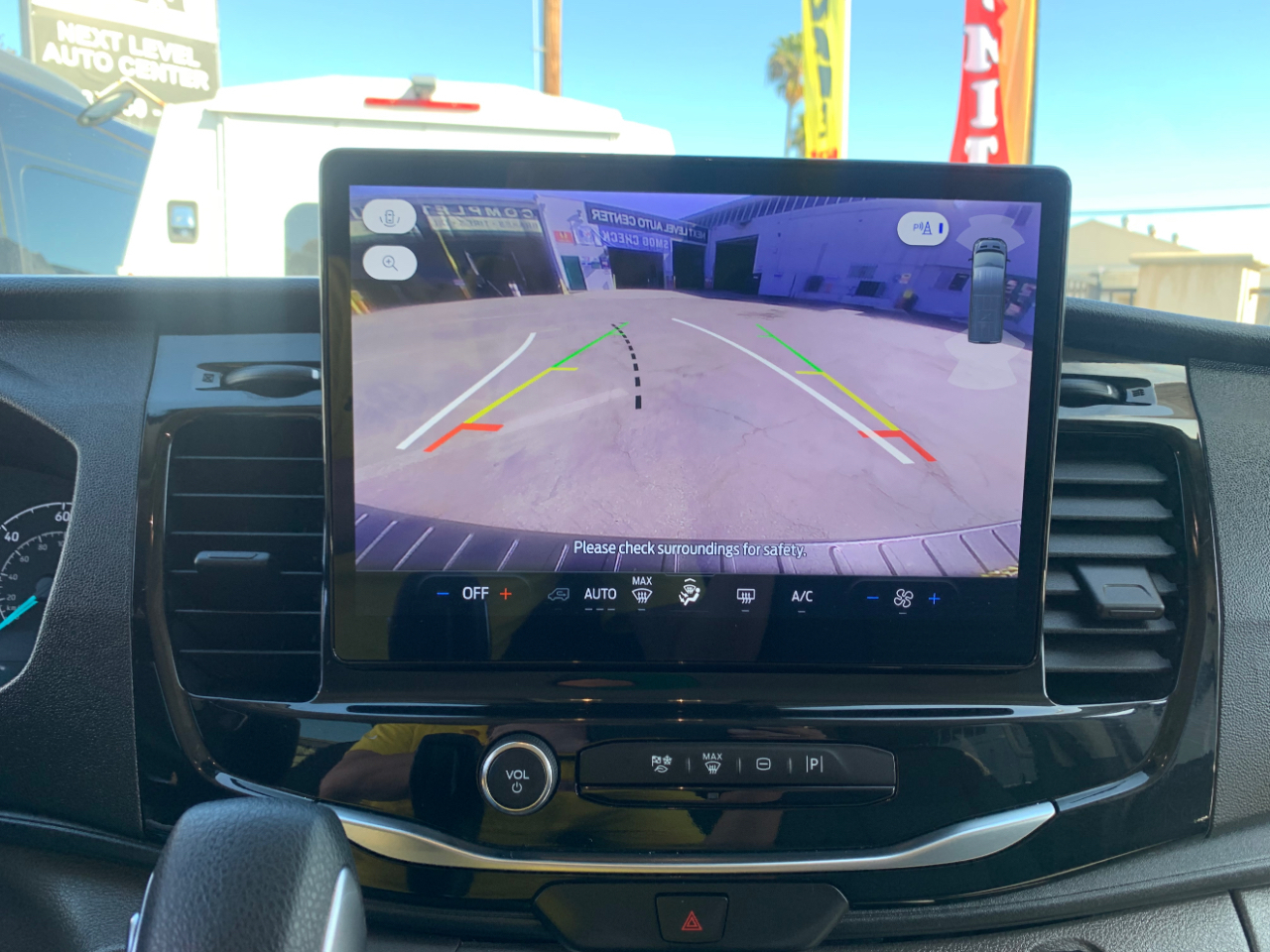 Ford Transit Passenger Wagon T-350 148" Low Roof XLT RWD 2024