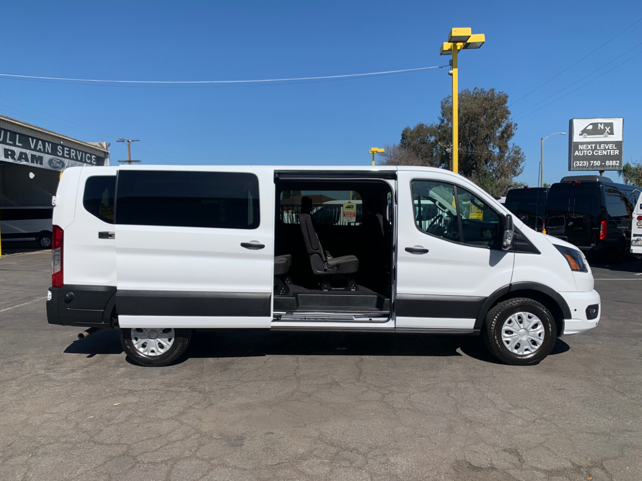 Ford Transit Passenger Wagon T-350 148" Low Roof XLT RWD 2024