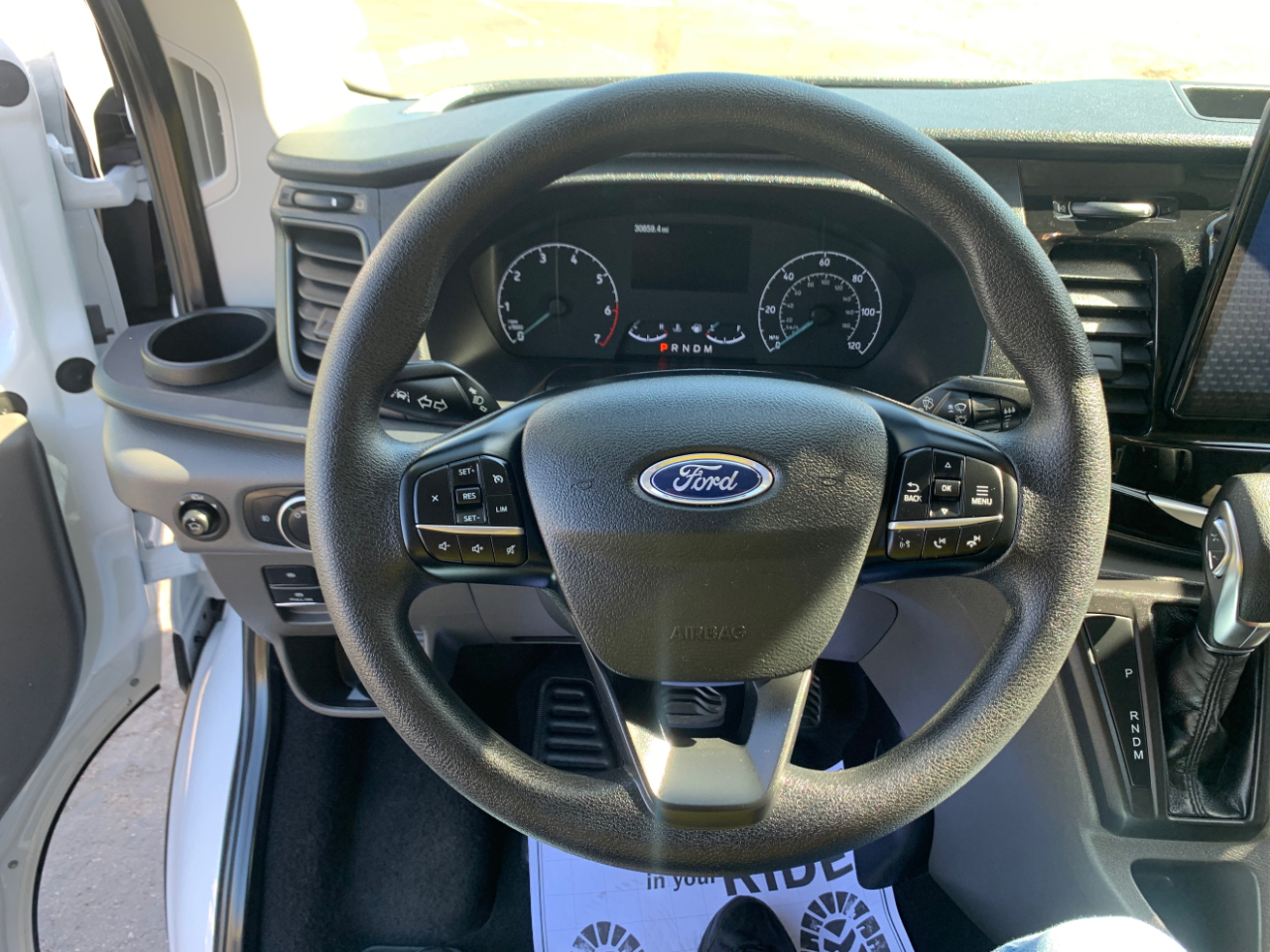 Ford Transit Passenger Wagon T-350 148" Low Roof XLT RWD 2024