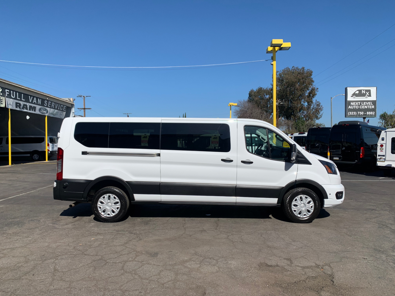 Ford Transit Passenger Wagon T-350 148" Low Roof XLT RWD 2024