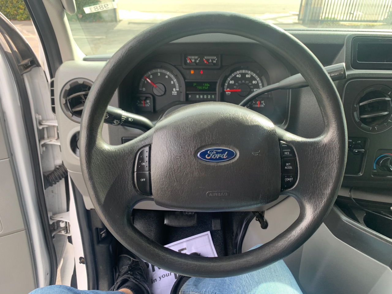 Ford Econoline Cargo Van E-250 2014