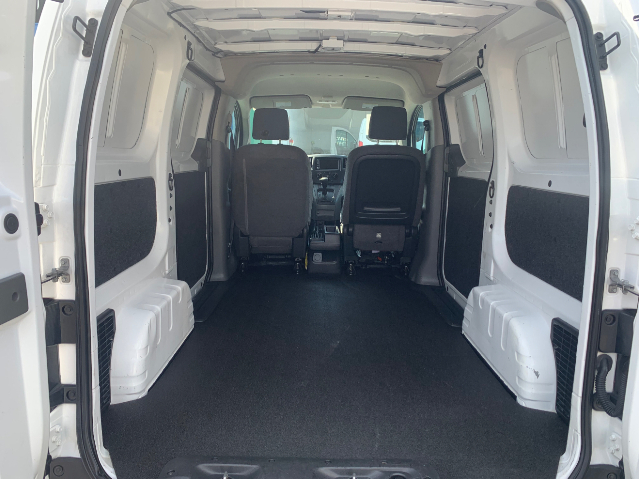 Nissan NV200 Compact Cargo I4 S 2020