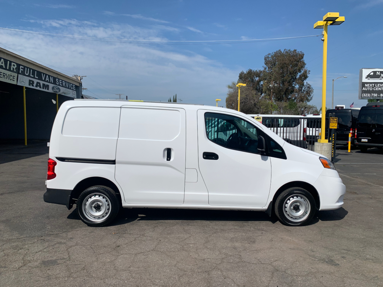 Nissan NV200 Compact Cargo I4 S 2020