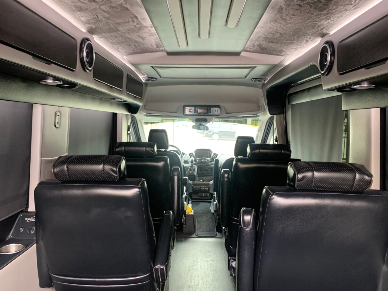 Ford Transit Van T-250 148" Med Rf 9000 GVWR Sliding RH Dr 2018