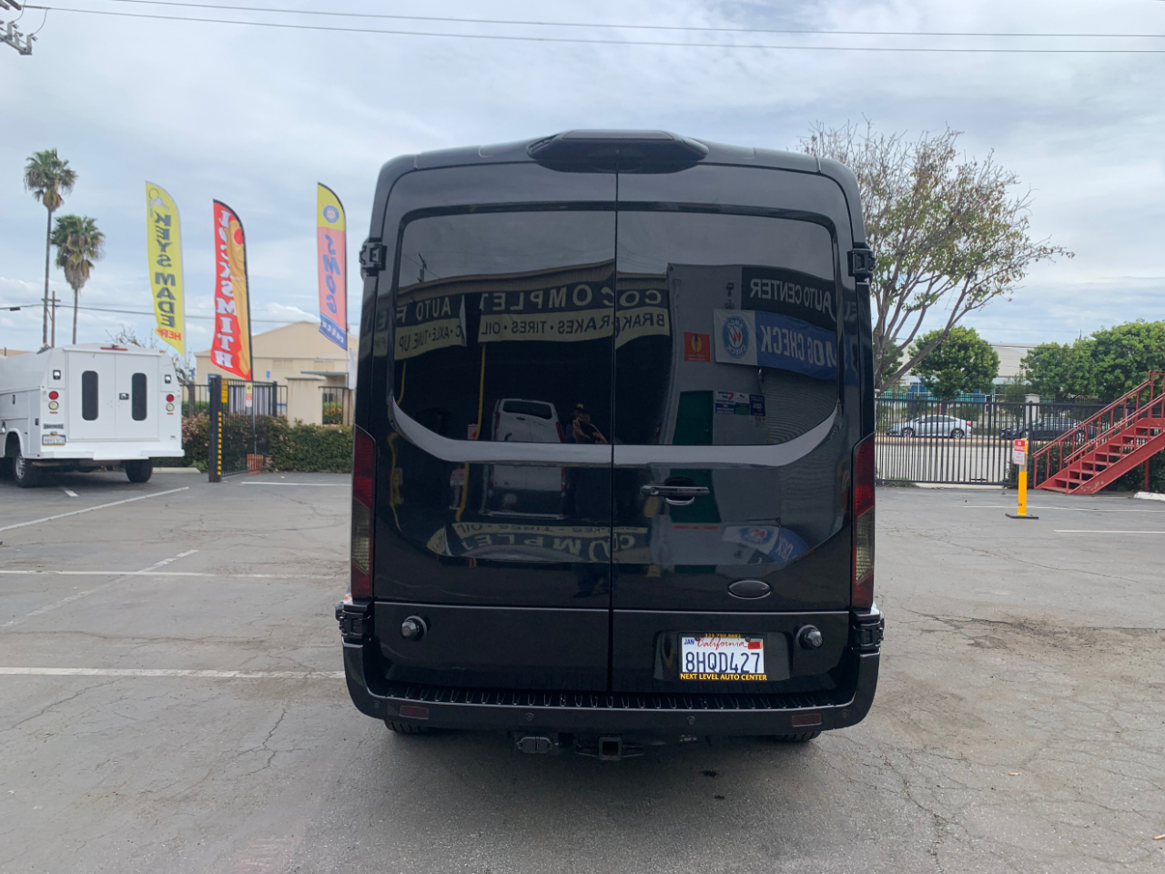 Ford Transit Van T-250 148" Med Rf 9000 GVWR Sliding RH Dr 2018