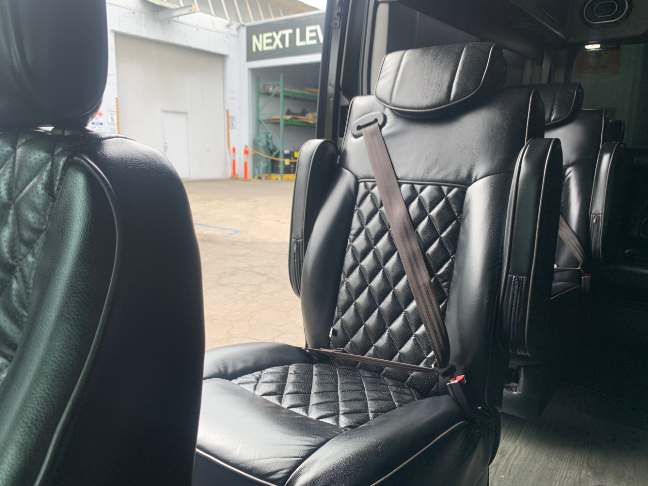 Ford Transit Van T-250 148" Med Rf 9000 GVWR Sliding RH Dr 2018