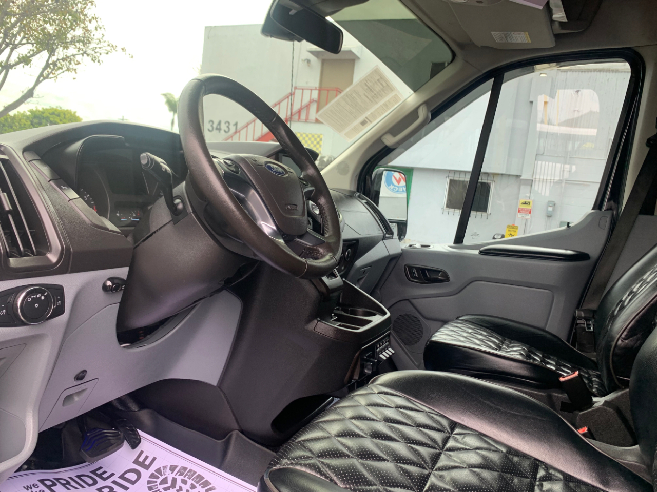 Ford Transit Van T-250 148" Med Rf 9000 GVWR Sliding RH Dr 2018