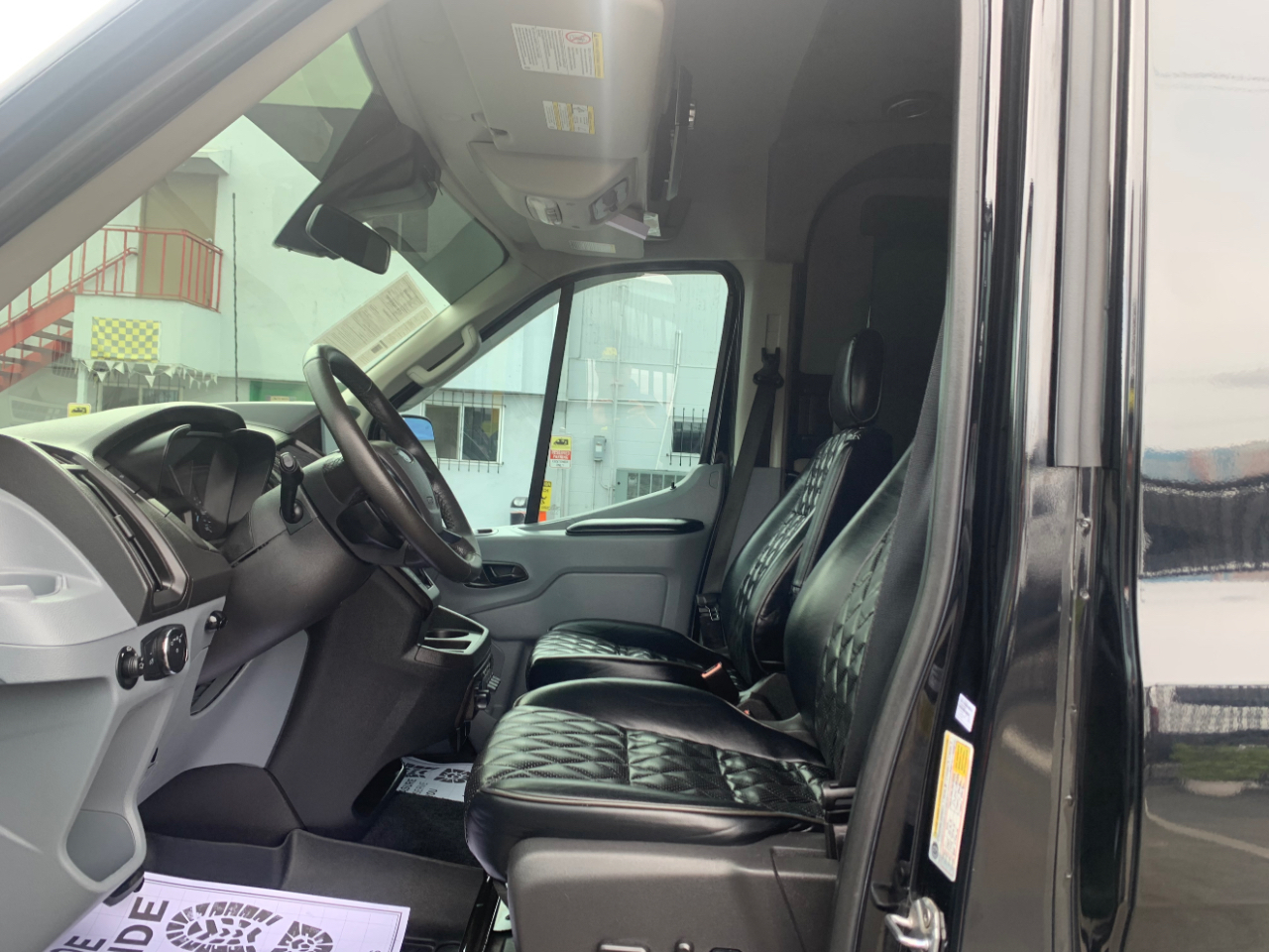 Ford Transit Van T-250 148" Med Rf 9000 GVWR Sliding RH Dr 2018