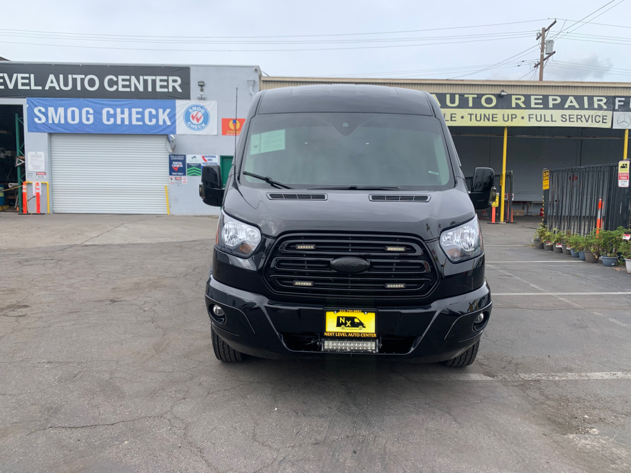 Ford Transit Van T-250 148" Med Rf 9000 GVWR Sliding RH Dr 2018